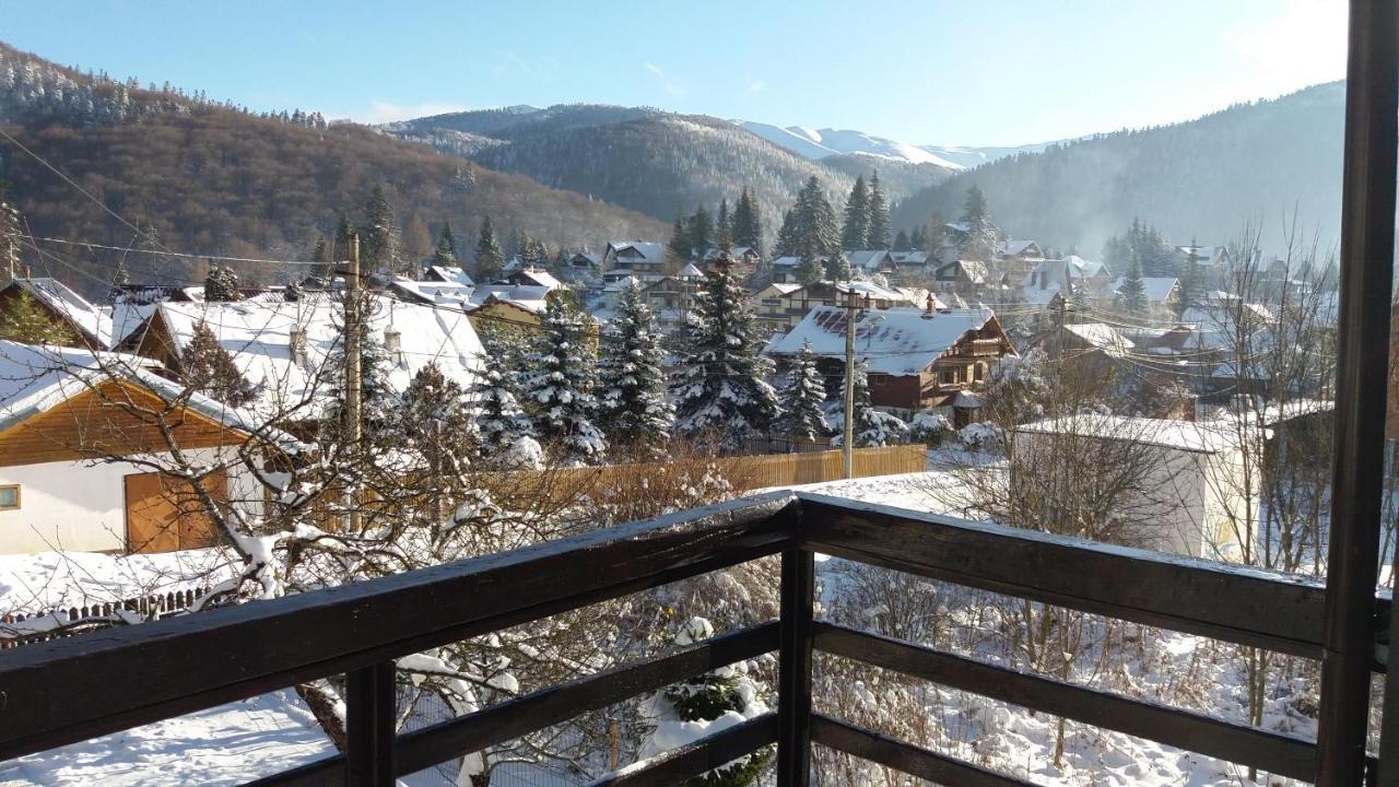 Apartament La Poteca Ursului Lägenhet Buşteni Exteriör bild